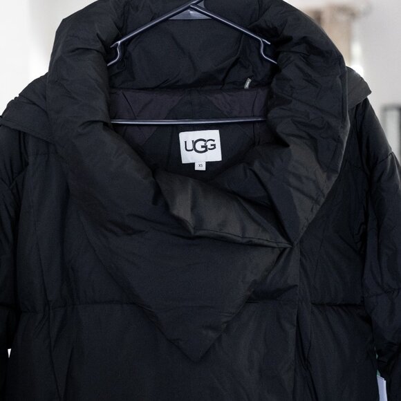 UGG Women's Catherina Puffer Jacket XS - Picture 4 of 14